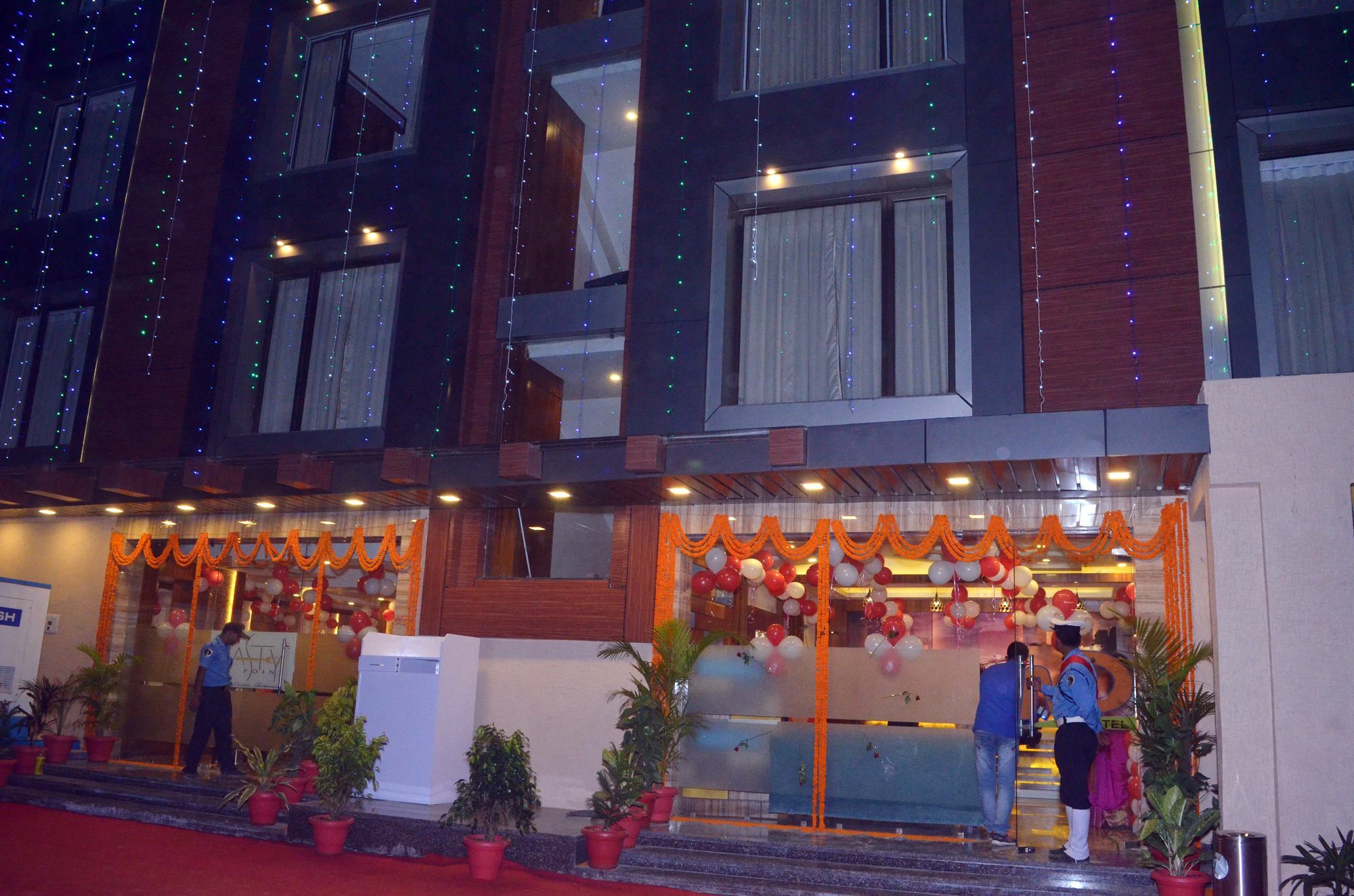 Hotel Meadows Varanasi Exterior foto